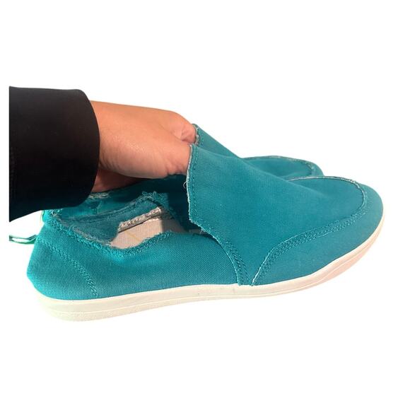 Vionic Malibu Women's Slip-on Comfort Shoe Canvas Size 9 - Picture 2 of 6